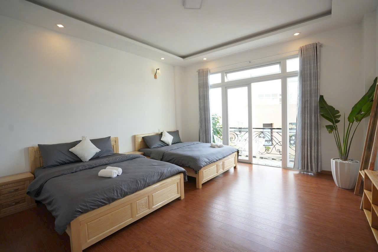 CẦN BÁN NHÀ ĐANG CHO THUÊ LÀM HOMESTAY Mặt tiền đường nhựa Cổ Loa, Phường 2, Đà Lạt - Ảnh 4